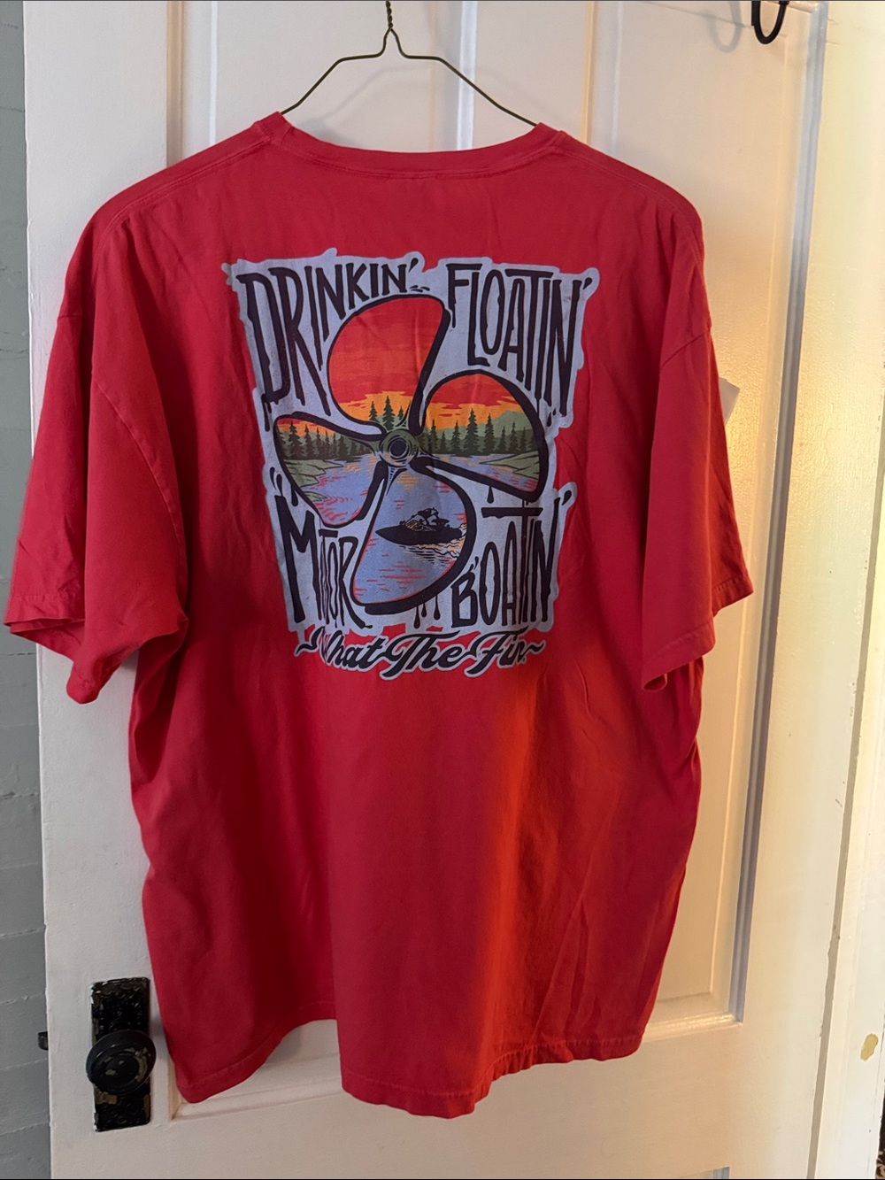 Red Short-Sleeve Graphic Crew Neck T-Shirt